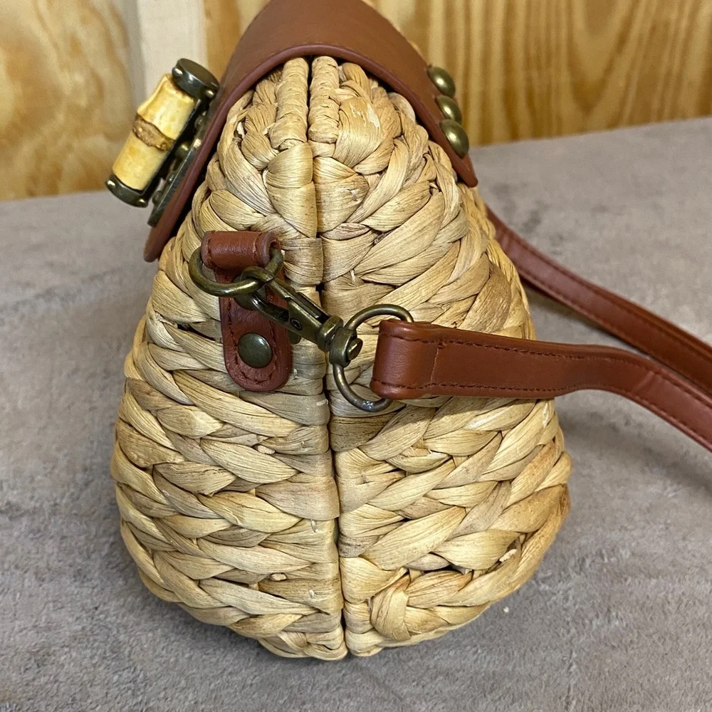 Sun and sand cross body /shoulder bag - Picture 4 of 9